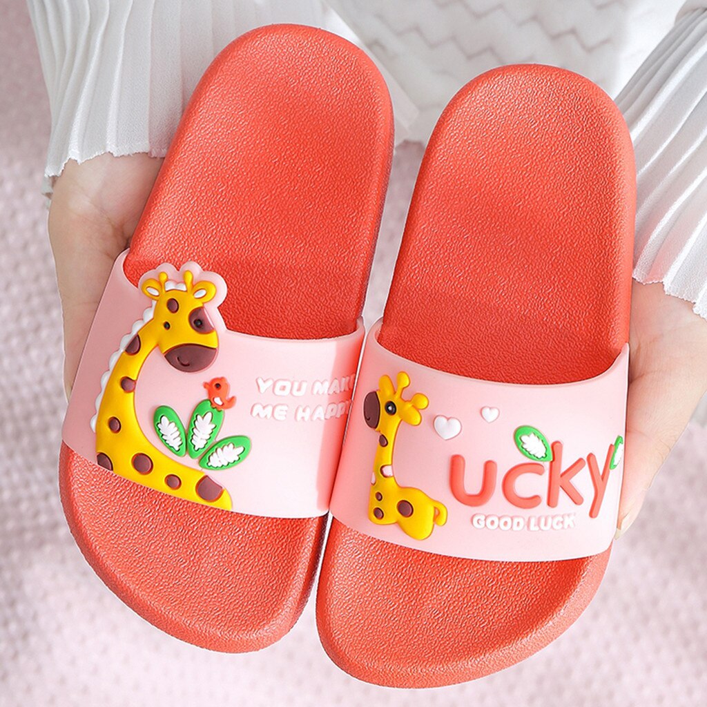 Pantoufles d'été Parent-enfant girafe chaussures maison antidérapant piscine pantoufles en plein air dessin animé imprimé sandales décontractées chaussures plates: Rouge / 6-7Years