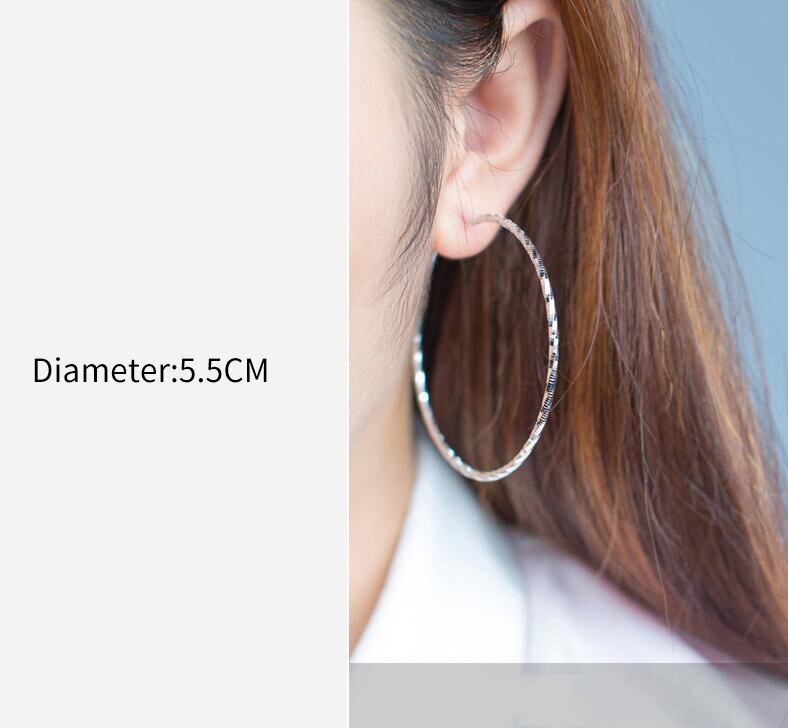 Inzatt Real 925 Sterling Zilver Minimalistische Hyperbool Ronde Sparkling Big Hoop Oorbellen Voor Verjaardag Party Mode-sieraden: 5.5CM