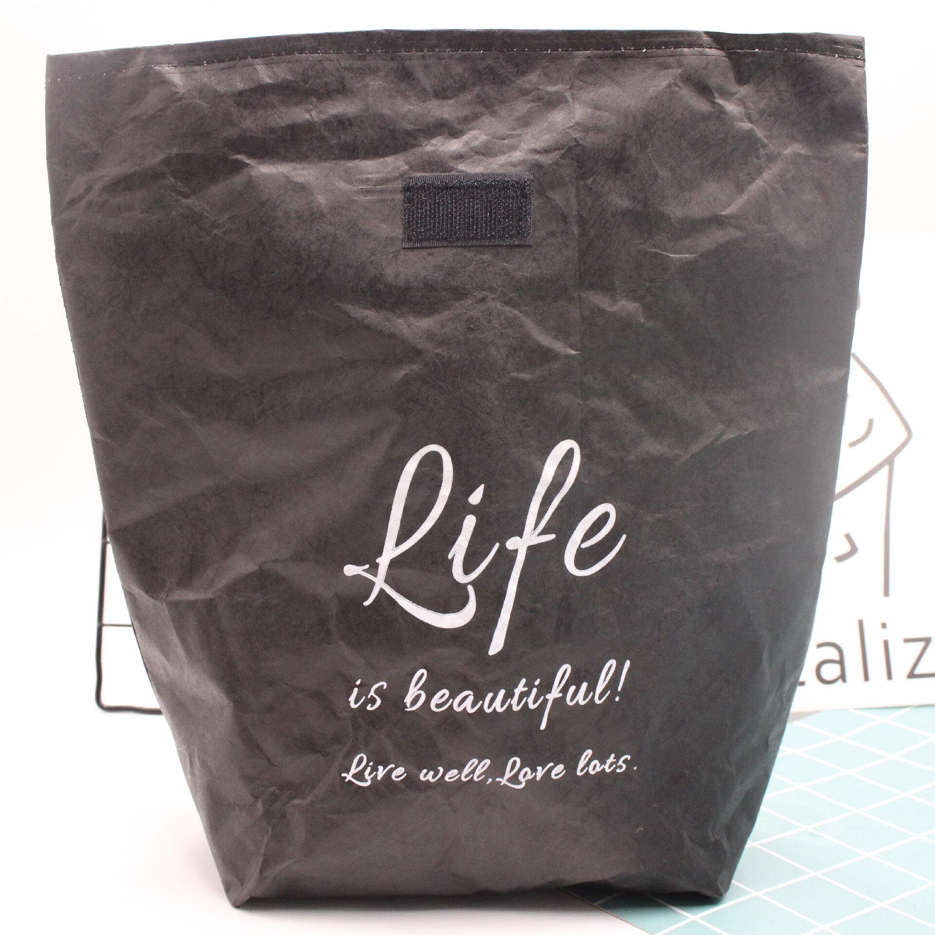 Lunch Bag Tyvek Leakproof Insulated Paper Lunch Box Lightweight Tote Cooler Thermal Lunch Kit Reusable Eco-friendly Lunch Pack: black