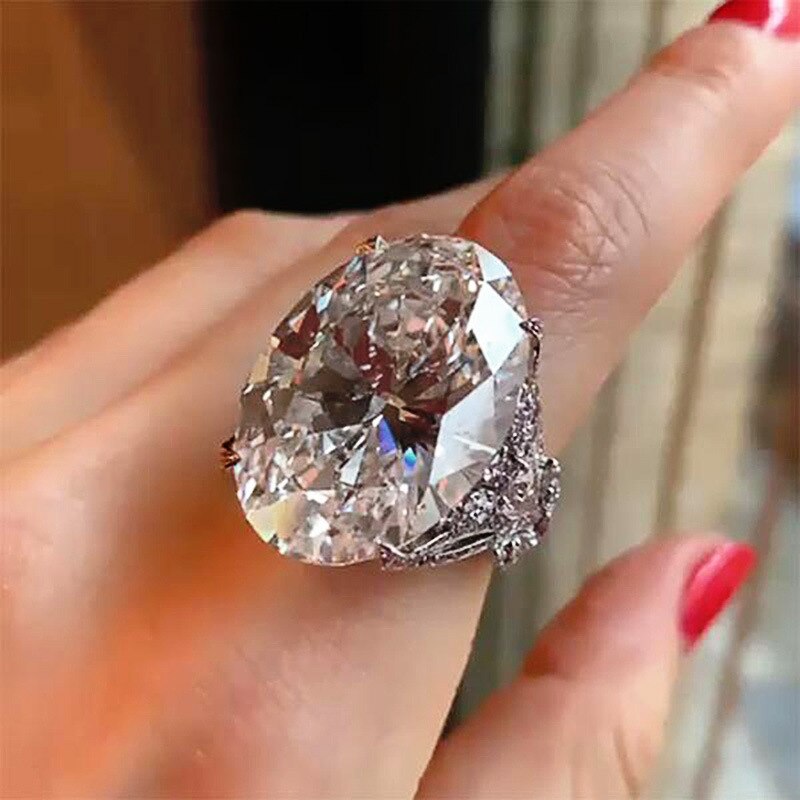 Luxe Vrouwelijke Grote Ovale Crystal Rhinestone Engagement Ring Leuke Zilveren Zilveren Zirkonia Steen Ring Vintage Trouwringen Voor Vrouwen