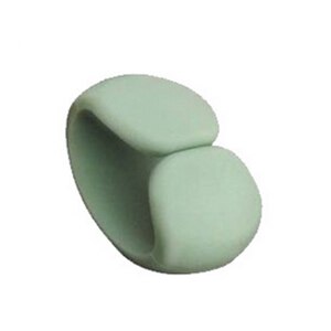 1pcs Reusable Cable Clips Charger Cord Organizer Earphone Line Tidy Holder Cable Management Winder for Christmas: Green