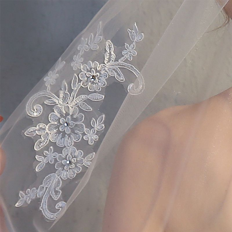 Velo de boda corto de una capa para mujer, malla con los dedos, bordado Floral, encaje de retazos, diamantes de imitación brillantes, velo de novia con peine