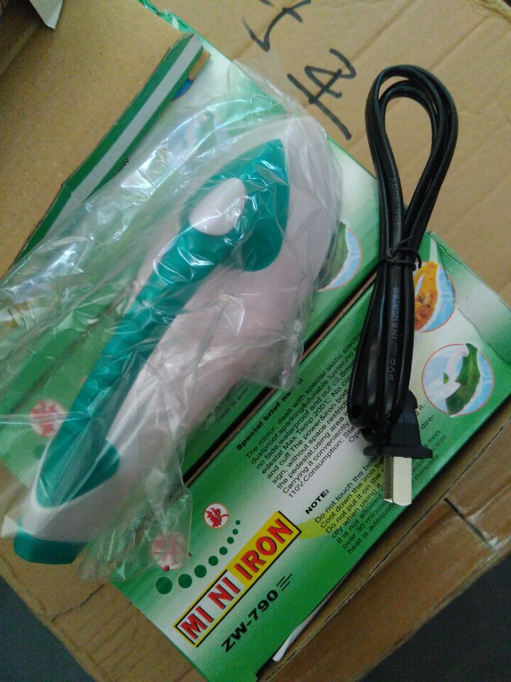 Handheld Mini Elektrostatische Stofdicht Ijzer Reizen Draagbare Strijkmachine