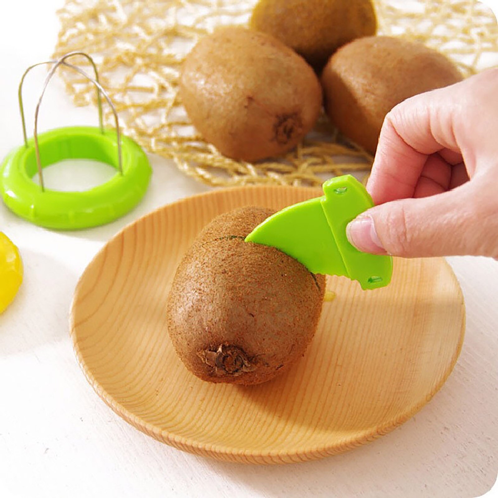 2Pc Fruit Dunschiller Snijden Kiwi Peeling Artefact Graven Kiwi Peeling Snijmachine Mes Kiwi Schil Snijgereedschap c50