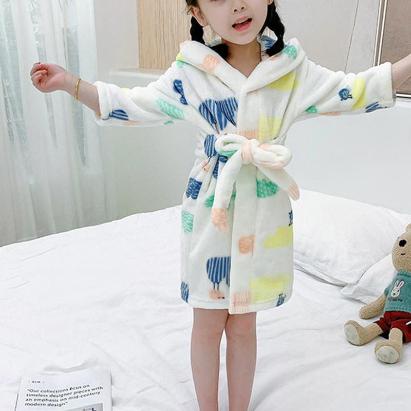 Albornoz de manga larga con capucha para niños y niñas, ropa de casa cómoda de franela Coral, albornoz de dibujos animados para Otoño e Invierno: A / 110