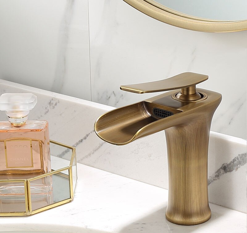 Wastafelkranen Waterval Badkamer Kraan Enkele Handgreep Wastafel Mengkraan Bad Zwarte Kraan Messing Sink Water Kraan Chrome: Antique