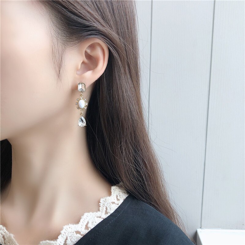 Eenvoudige Cubic Zirkoon Water Clip Op Oorbellen Vrouwen Crystal Verklaring Oorbellen