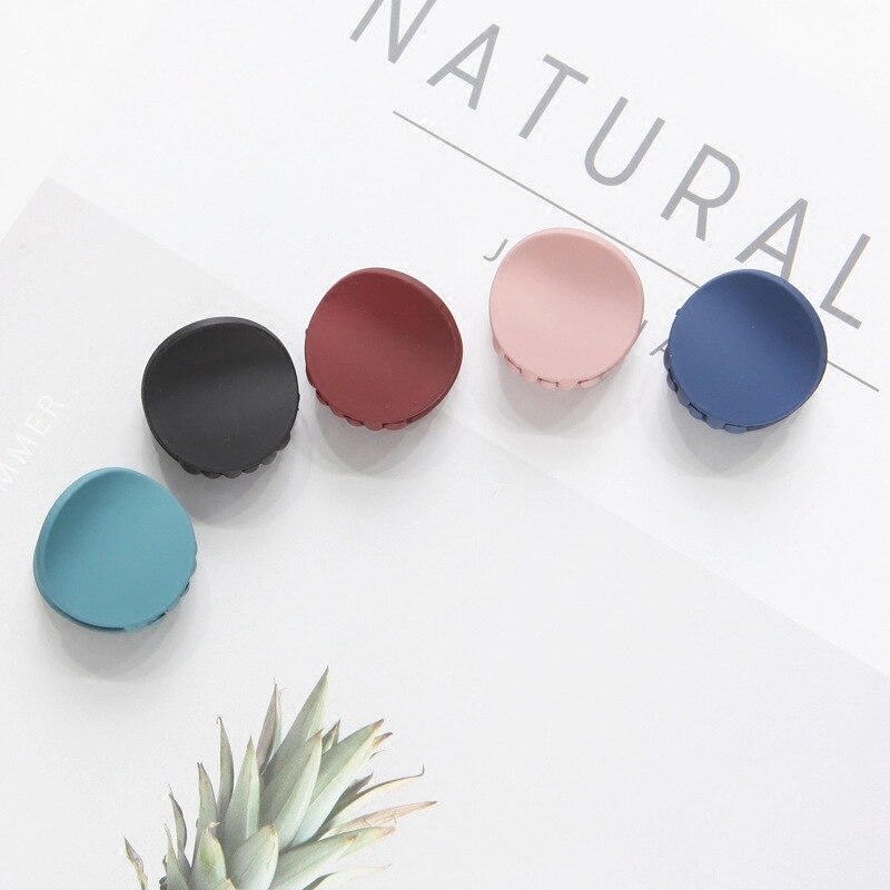 Korean hair jewelry simple hollow small hairpin grab clip Japanese and Korean personality top clip