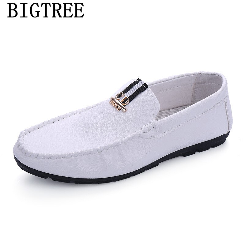 Hvite herre loafers skinn slip-on sko menn svarte kjøresko zapatos hombre casual cuero soulier homme cuir sapato: Hvit / 9.5