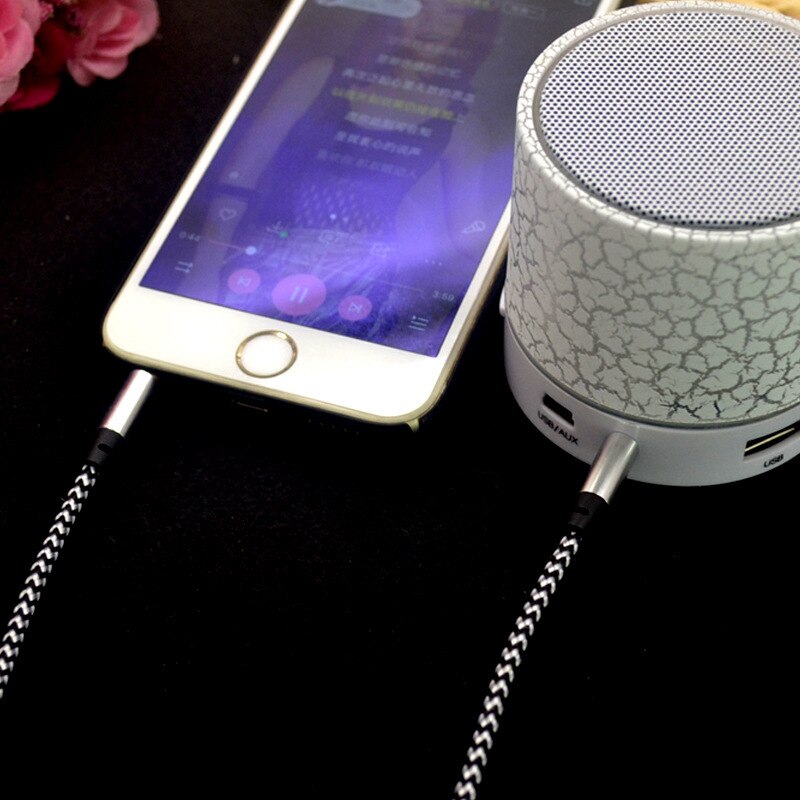 Bil aux ledning 1m nylon jack audio kabel 3.5 mm to 3.5mm aux kabel han til han klud audio aux kabel guld stik til iphone højttaler