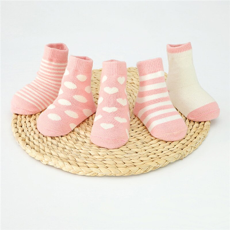 5 paare/paket Kinder Baumwolle Socken Junge, Mädchen, Baby, infant Halten Warme Streifen Dots Sport der Socken Herbst/Winter Kinder