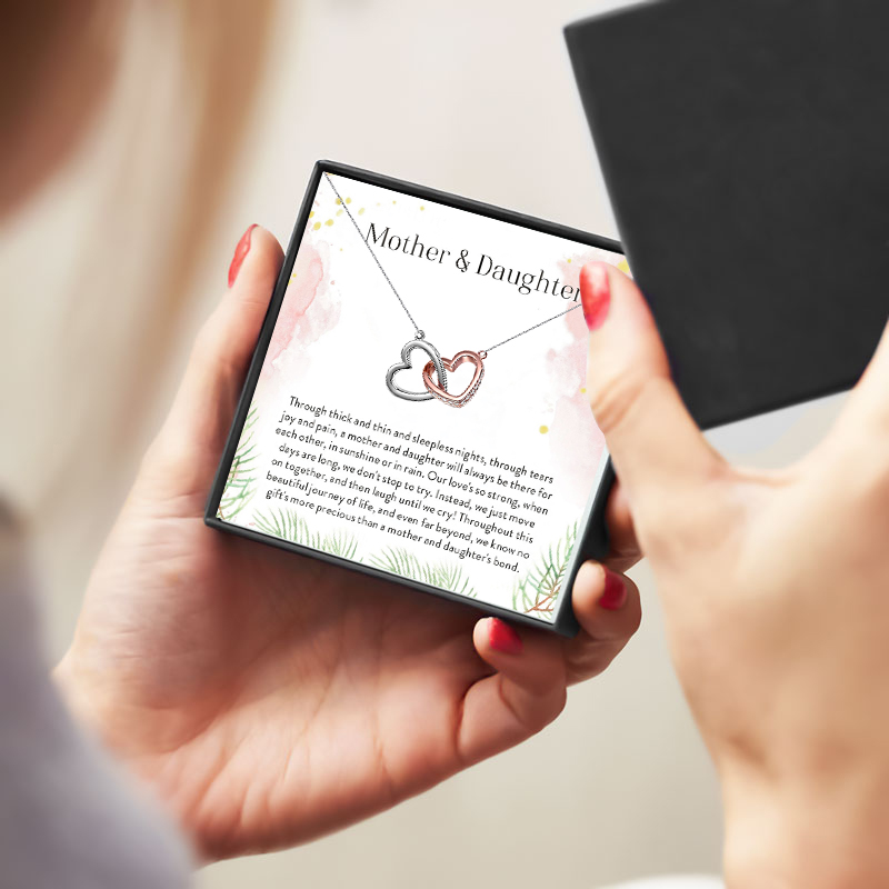 Moeder Dochter Liefde Dubbel Hartvormige Aangesloten Hollow Collier Voor Kerst Giftlight Luxe Vrouwelijke Sleutelbeen Keten