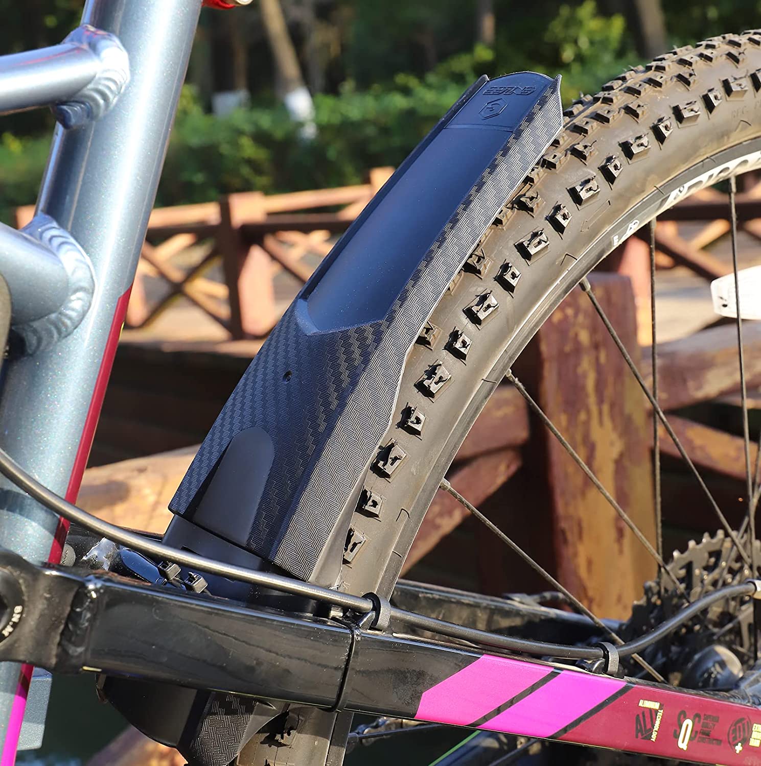 Parafanghi per biciclette montagna MTB bicicletta 26-29 pollici Pneumatici anteriori posteriori Parafango Modello in fibra di carbonio Paraspruzzi allargato Accessorio per ciclismo