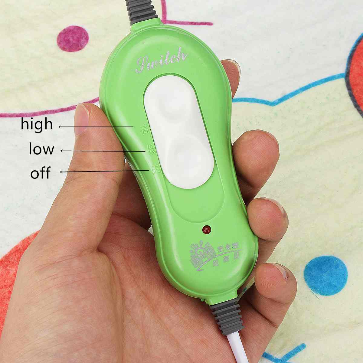 40x40/60cm Electric Heating Pad Blanket Pet Mat Bed Cat Dog Winter Warmer Pad Home Office Chair Heated Mat 220V Random Patterns