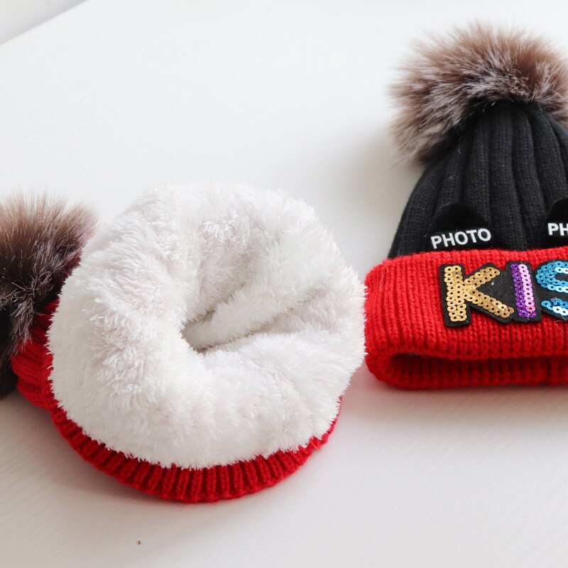 Baby hat scarf gloves three - piece set Autumn winter children's hat scarf Thick woolen hats for boys and girls Cute woollen hat