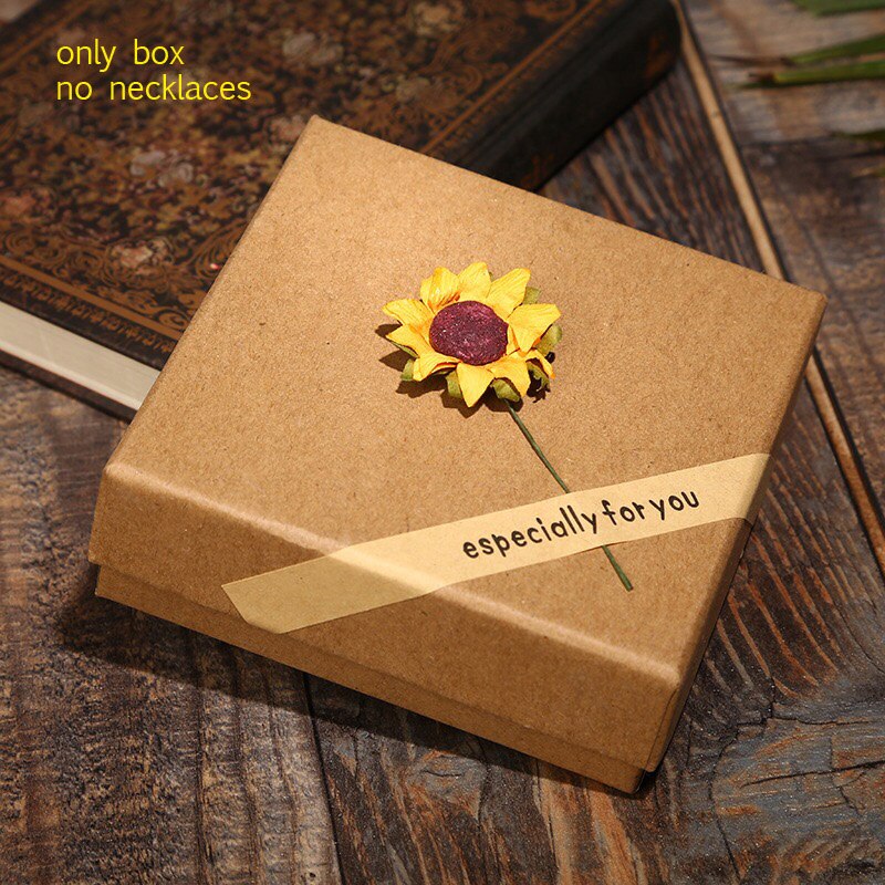 Gouden Kettingen Vrouwen Mode-sieraden Brief Gegraveerd Open Medaillon Zonnebloem Hanger Kettingen Vrouwen Meisje: only box