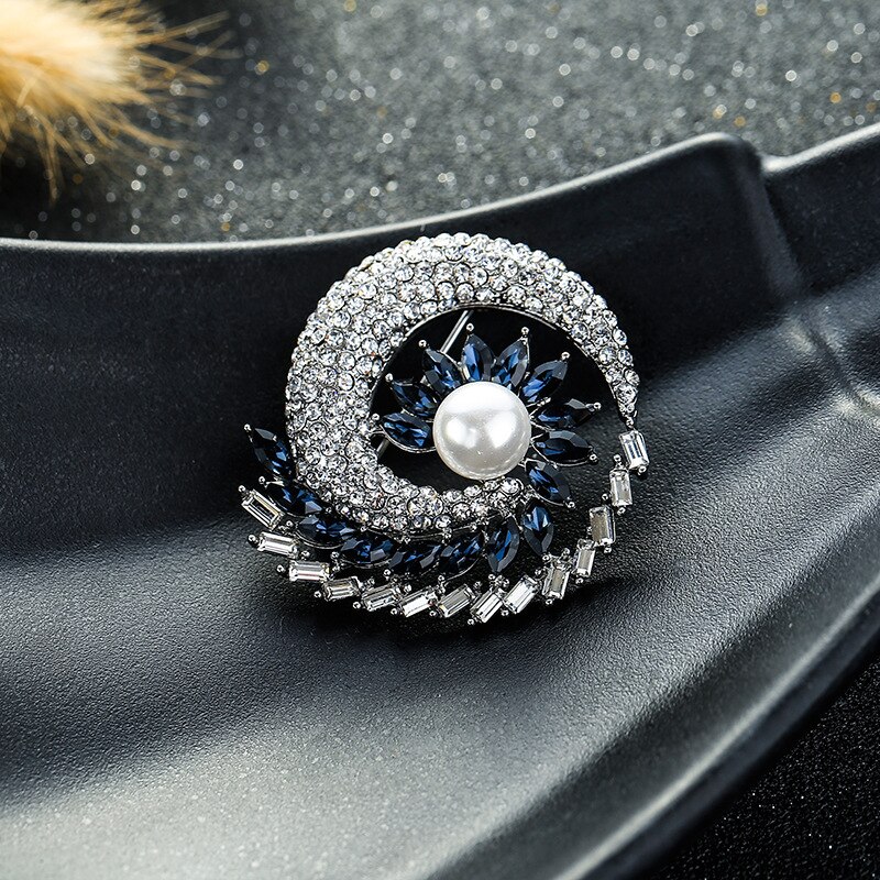 Brocher til kvinde retro blomsterlegering krystal damer bærer broche diamant smykker corsage tøj tilbehør badge pins