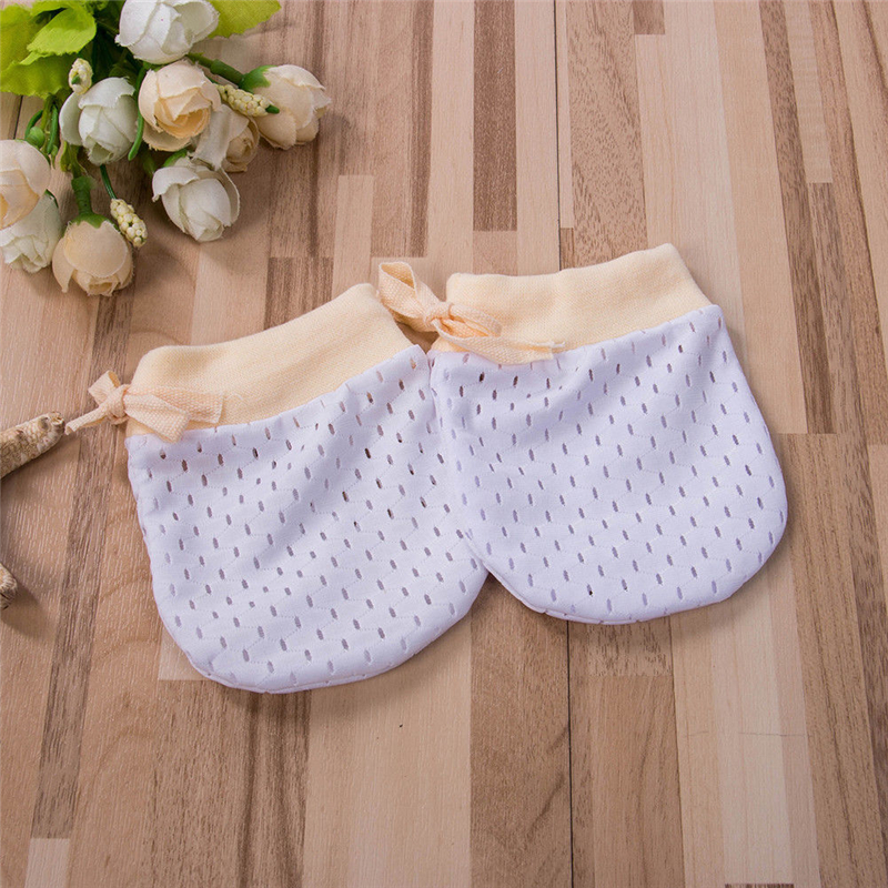 UK 1 Pair Newborn Anti Scratching Gloves Ice Silk Soft Mitten Protection Gloves