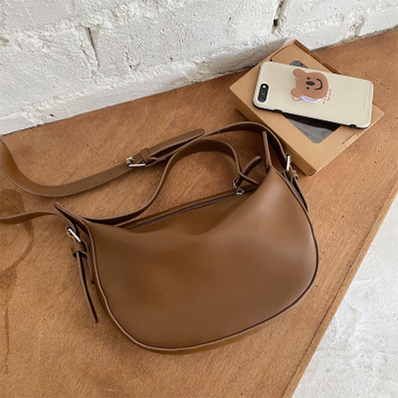 Frauen Schulter Crossbody Handtaschen Geldbörsen Weibliche Casual Vielseitige Sattel Taschen Soild Farbe Reisetaschen Für Damen Einfache Zipper: brown