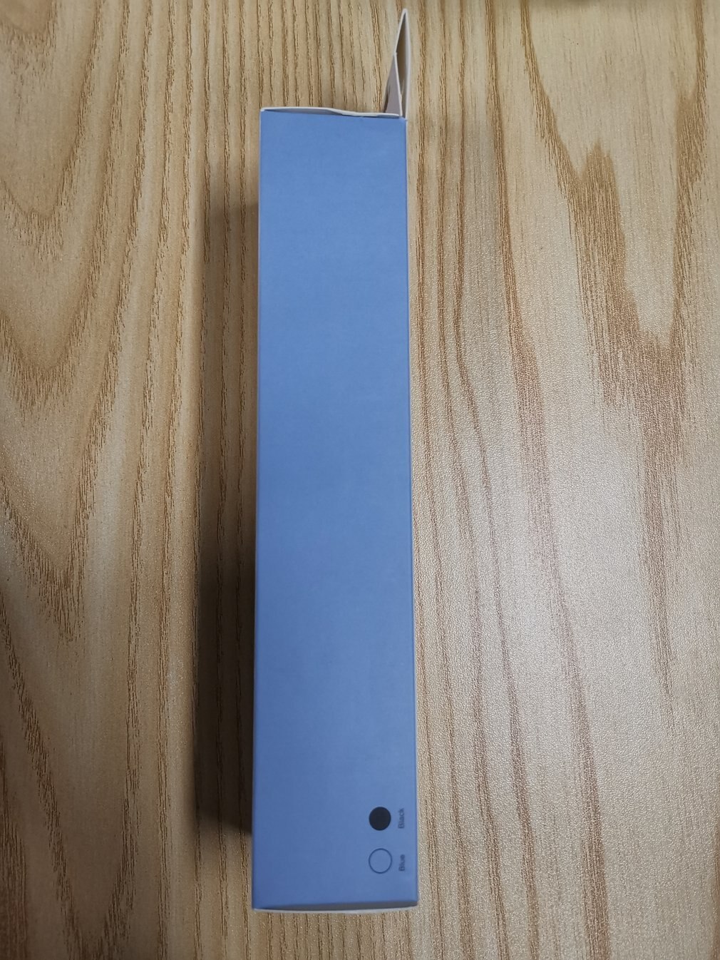 Tragbarer, leichter, kabelloser, ausziehbarer selfie-stick in kompakter faltgröße – auch als einbeinstativ erhältlich.