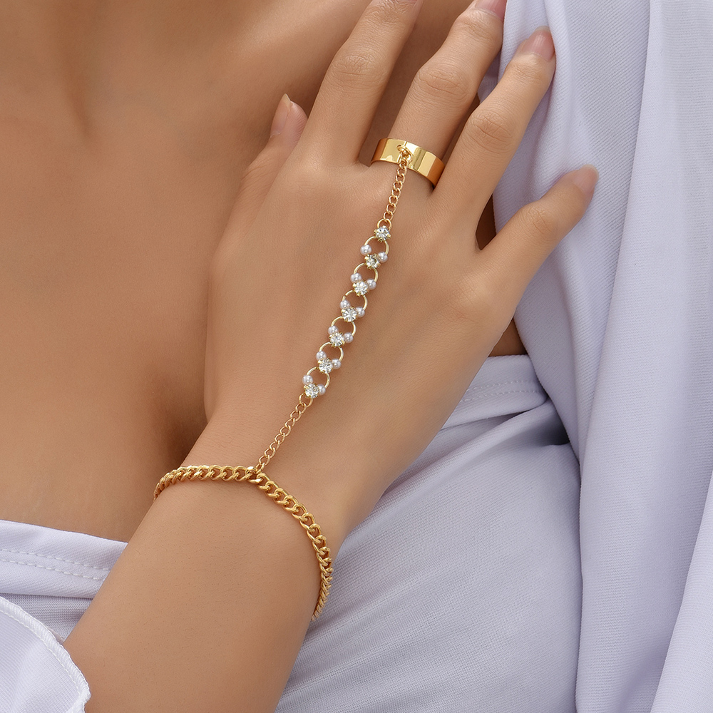 Elegant handkedjearmband ring guldpläterad handgjord länkkedjor förbindande sele armband handsmycken för kvinnor trendiga: Brunaktig gul