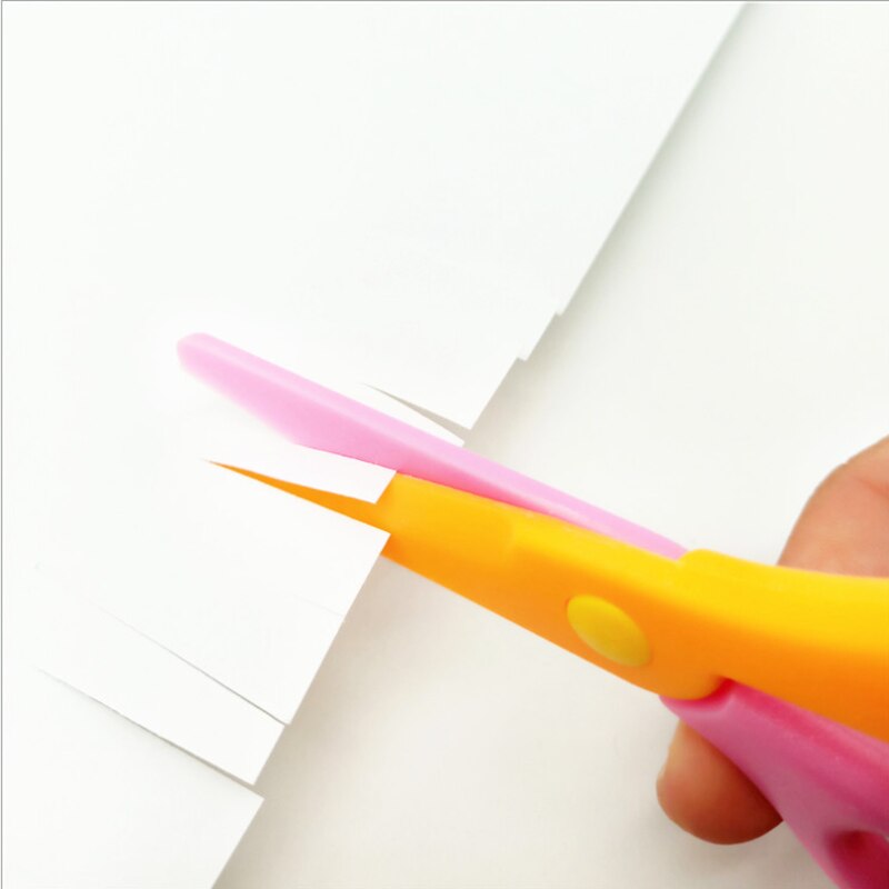 Cute Mini 137mm Safety Round Head Plastic Scissors Student Kids Paper Cutting Kindergarten School Supplies Craft Scissors