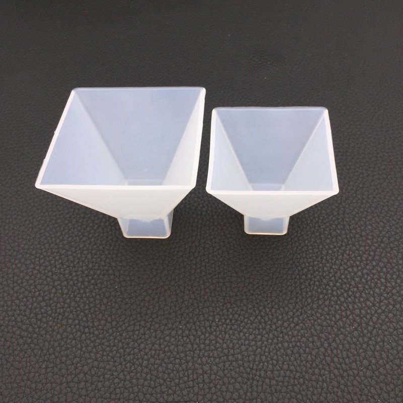 Molde de silicona transparente en forma de pirámide para manualidades, Molde de resina UV decorativo para manualidades Fabricación de joyas, Moldes de resina epoxi de moldes para joyería