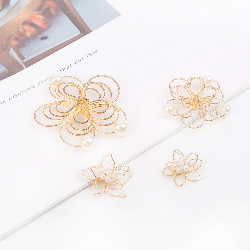 10 Pcs Gouden Kleur Draad Bloem Charms Handgemaakte Bloem Hangers Voor Vrouwelijke Diy Earring Sieraden Maken Oorbellen Accessoires