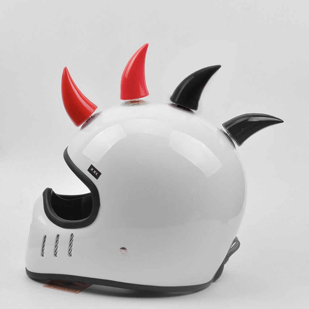 Casque de moto en corne de diable, 2 pièces, avec décoration légère et mignonne, pour Motocross, visage complet, hors route, accessoires de voiture