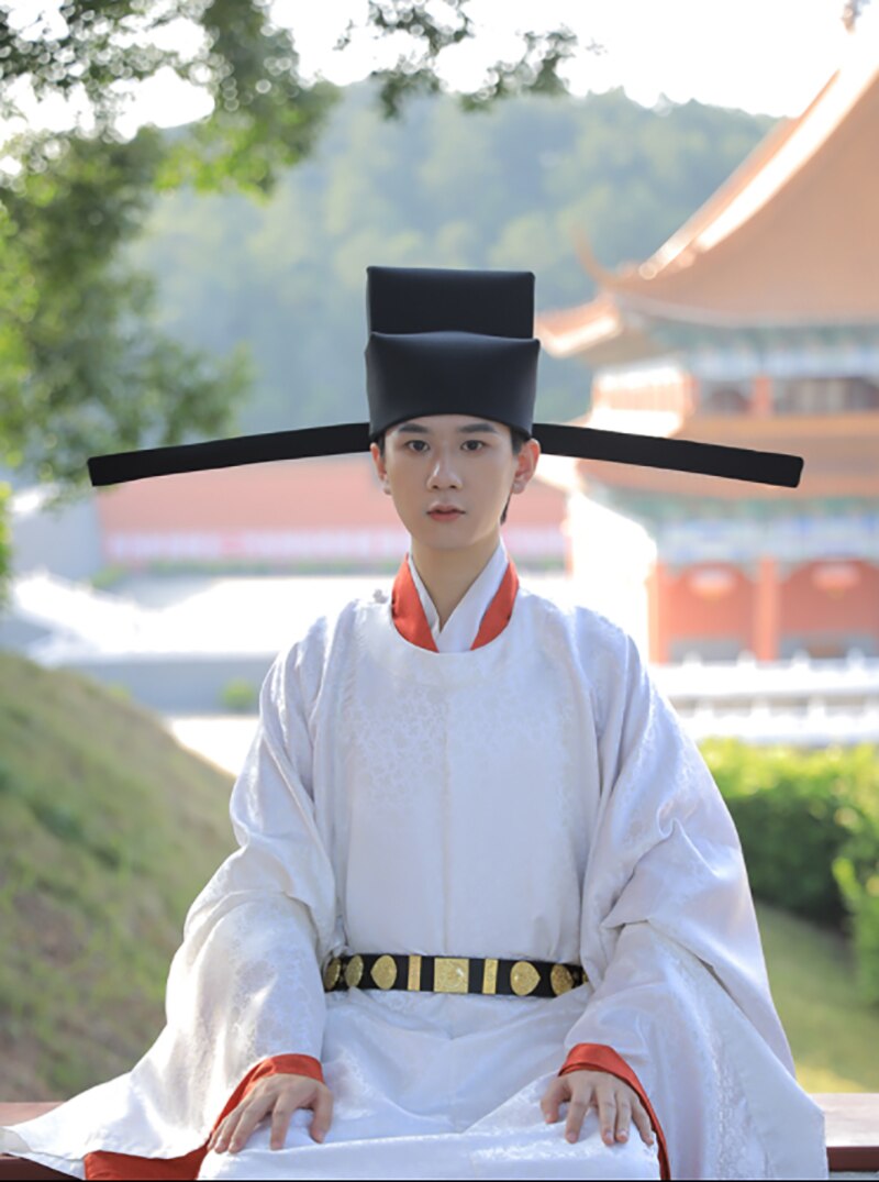 Chinese fashion scholar hat