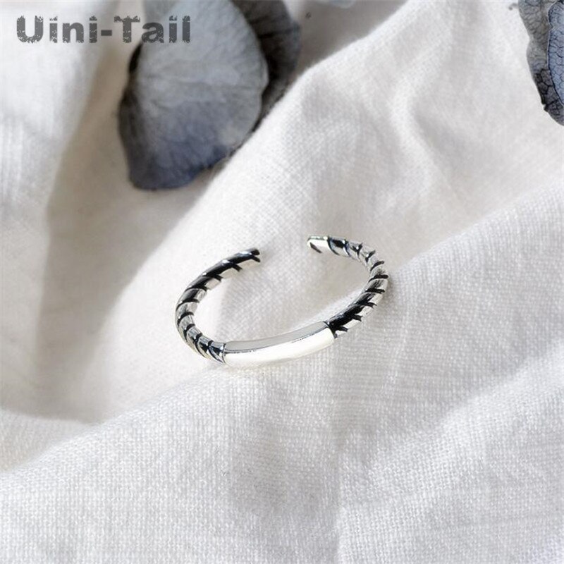 Uini-tail 925 sterling zilveren retro gladde draad ring eenvoudige prachtige lichte dunne lijn patroon ring  ed184