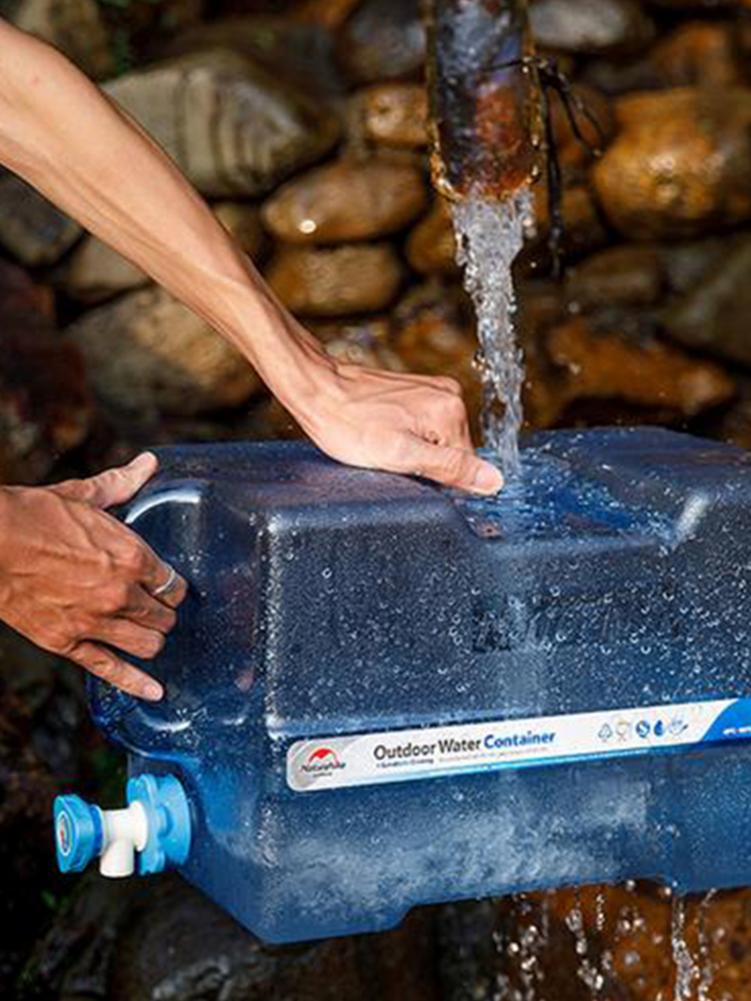 Secchio di stoccaggio dell'acqua a guida automatica per auto da esterno 5L 12L con rubinetto organizzatore di stoccaggio dell'acqua potabile per uso domestico