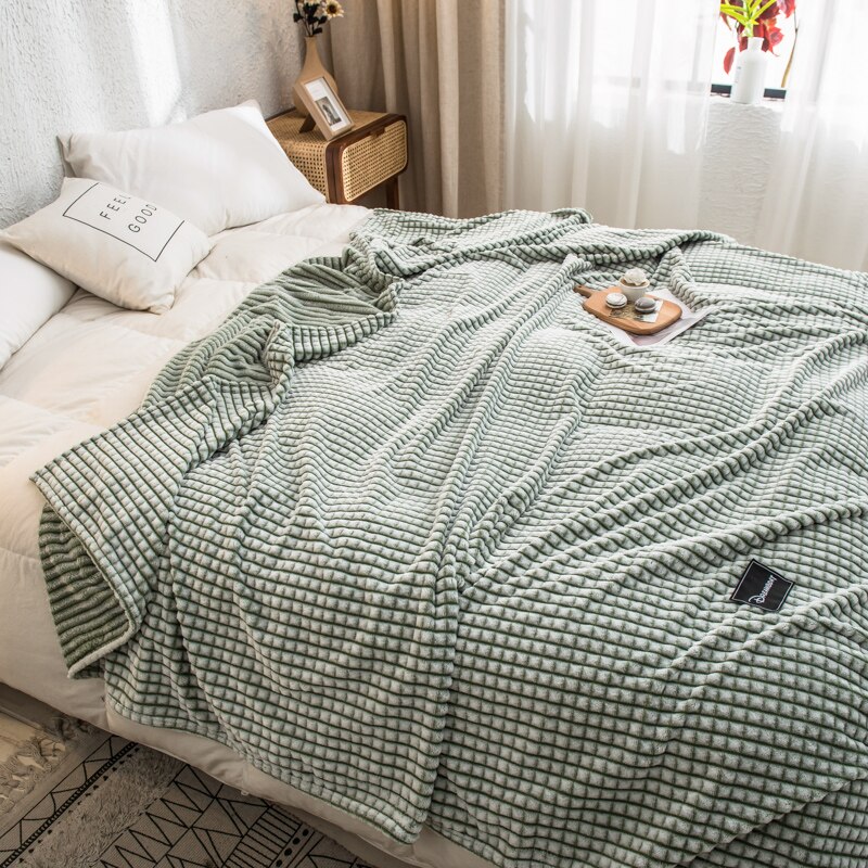 Couvertures en flanelle douce pour lits couleur unie corail polaire fausse fourrure en peluche jeter simple lit Double hiver couvre-lit couvertures