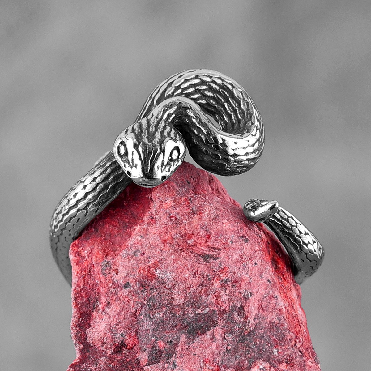 Anneaux serpent à sonnette en acier inoxydable pour hommes, bagues Punk Vintage serpent Cool pour hommes petit ami motard bijoux