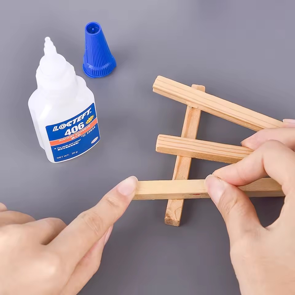 495 Instant Strong Super Glue Universeller Sekundenkleber Mighty Instant Glue für Harz, Keramik, Metall, Glas, schnell trocknend