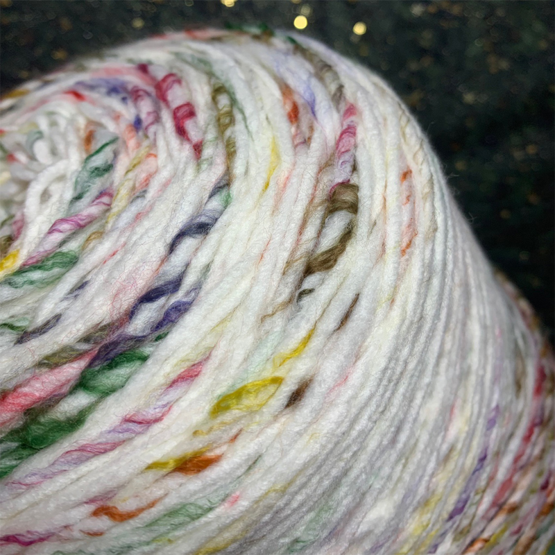 500g Weiche Regenbogen Raum Farbstoff Acryl Wolle Dicken Insel Garn DIY Hand betroffen Phantasie Häkeln betroffen Weben Gewinde x3397