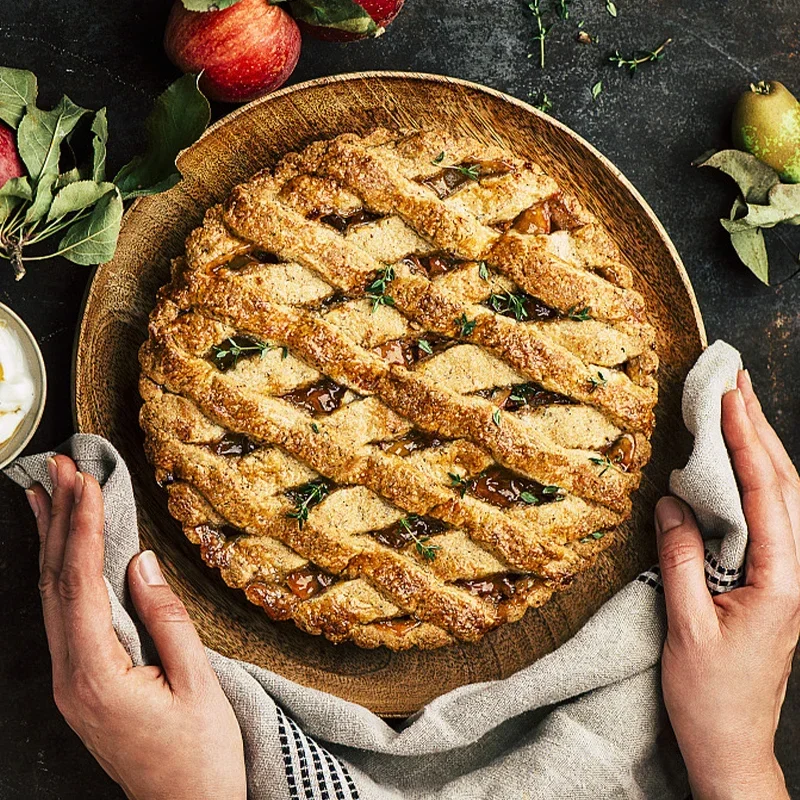 Stainless Steel Pastry Lattice Cutter Dough Cookie Pie Pizza Bread Pastry Roller Cutter with Wood Handle Pasta Tool DIY Bakeware