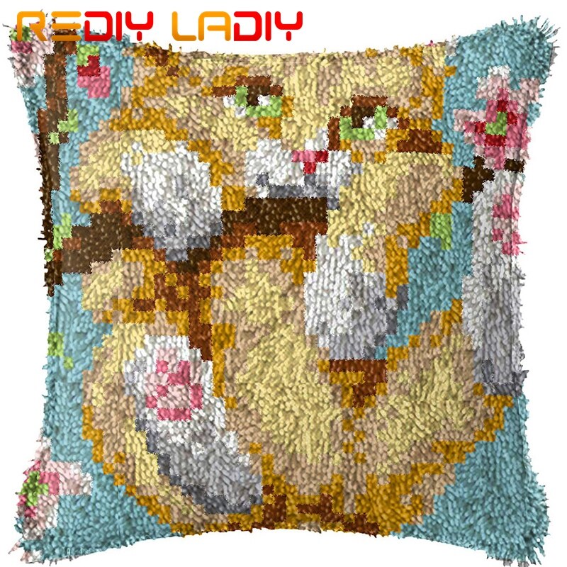 Latch Hook Cushion Geometric Pattern Pillow Case Pre-Printed Color Canvas Acrylic Yarn Latched Pillow Crochet Cushion Cover Arts: BZ554