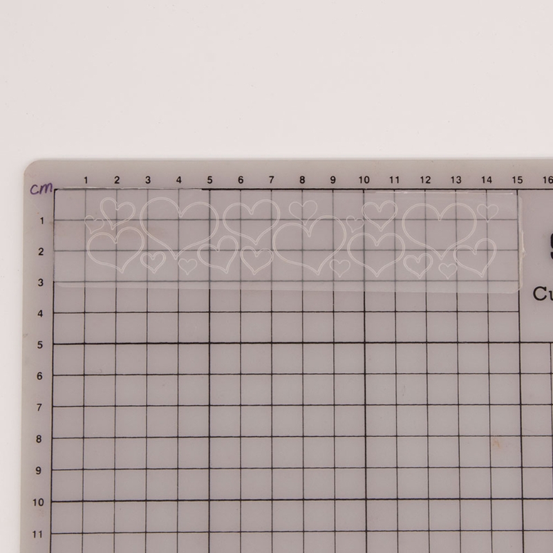 Y1QB Heart Plastic Embossing Folder Stencil Template DIY Craft Making Scrapbooking