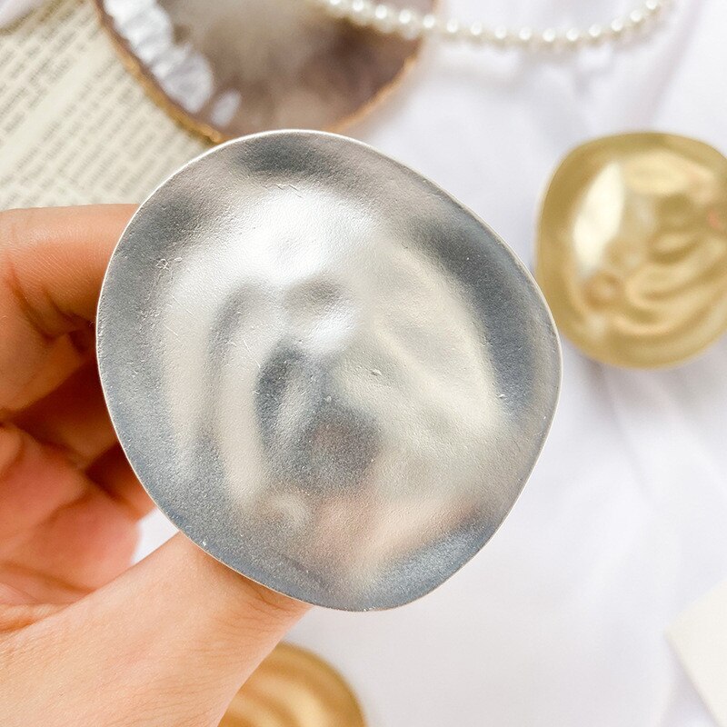 Universal Retro Irregular Geometric Grip Tok Korea Phone Holders Stand Griptok Socket For Phones Support Telephone Bracket: Silver Round 01