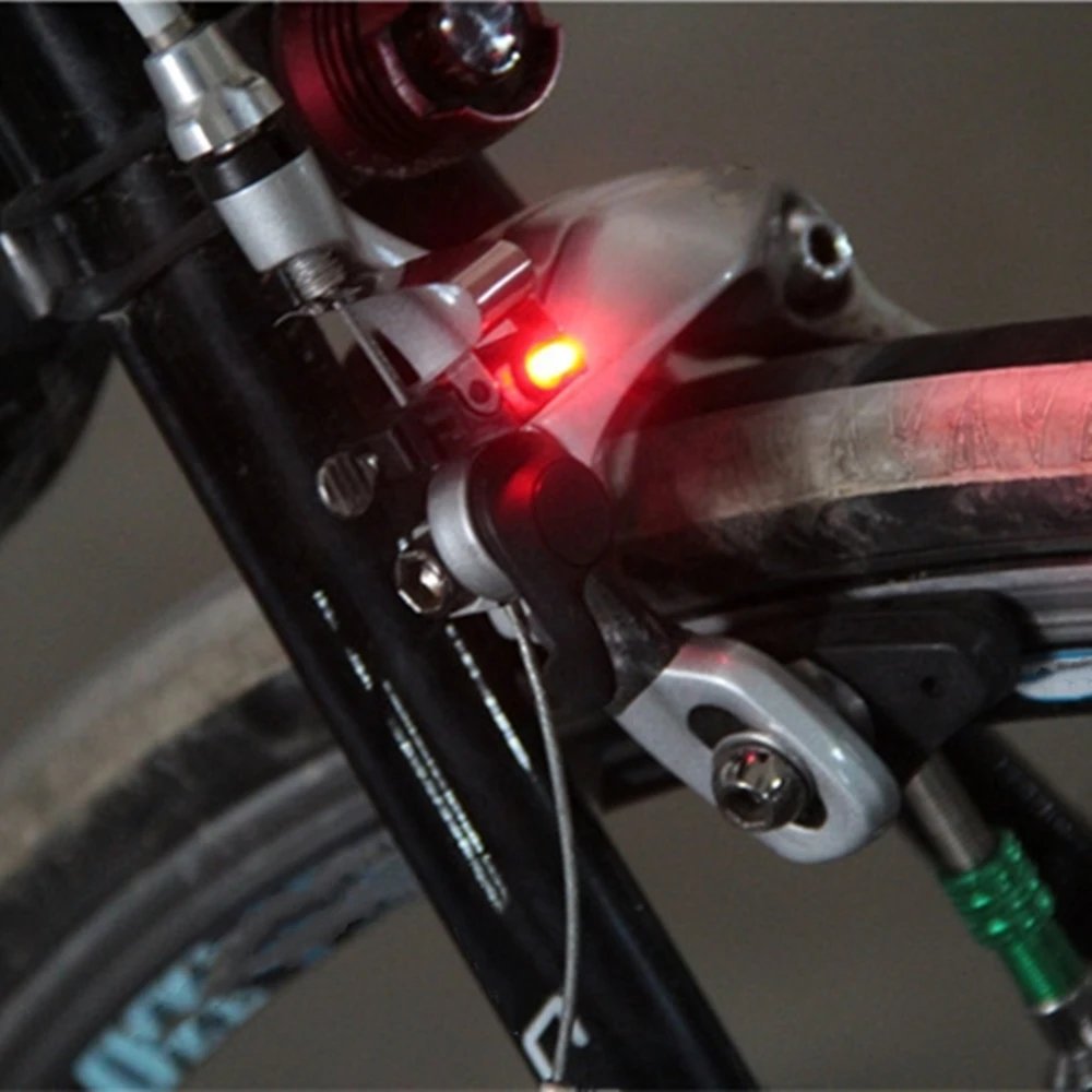 Mini Rem Fietslicht Mount Staart Achter Fietslicht Fietsen LED Licht Hoge Helderheid Waterdichte LED Lamp Fietsaccessoires