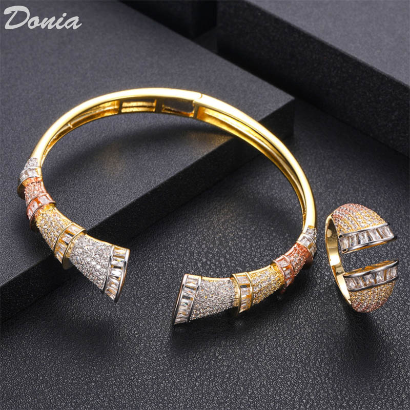 Donia Sieraden Europa en Amerika overdrijving drie kleur hoefijzer Armband Elastische Armband Ring Set