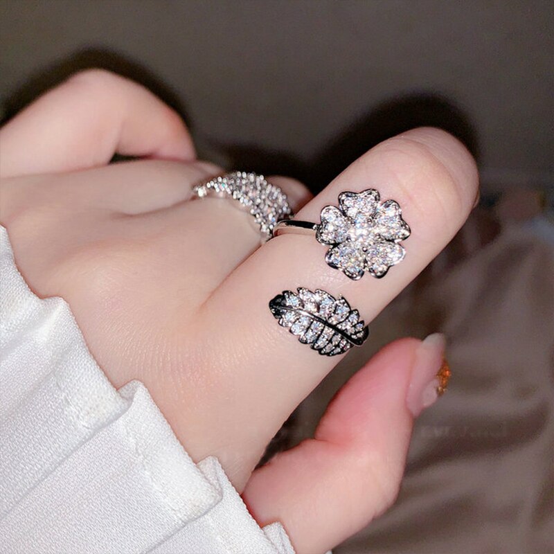 Bling Einzigen Kleeblatt Blume Öffnung Einstellbare Silber Farbe Blatt Mikro Inlay Zirkon Ringe für Frauen Weibliche Hochzeit Finger