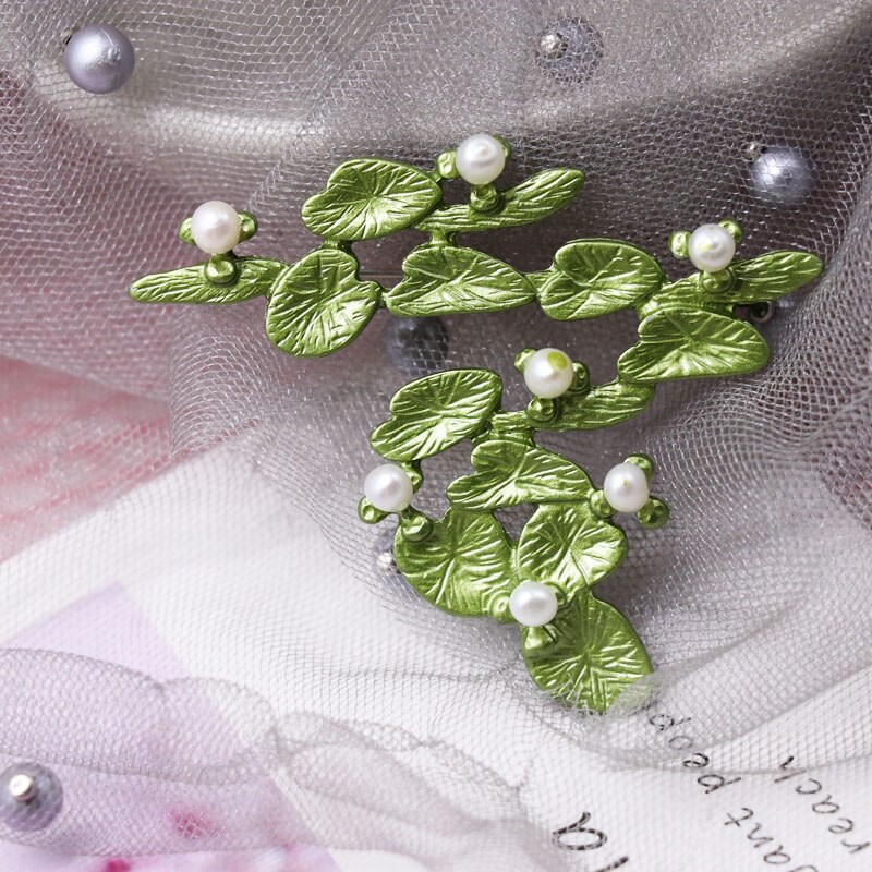 HUANZHI Vintage émail vert couleur plante perles broche arbre Lotus feuille myrtille fleur bambou broche pour femmes bijoux