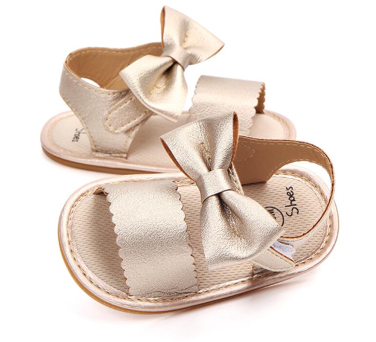 Sommer baby søde sandaler nyfødt baby pige butterfly sandaler sommer åndbare anti-skrid sandaler piger pu baby sko