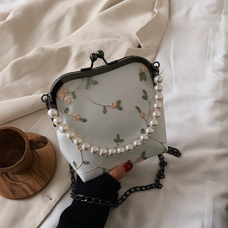 Groothandel dames handtas messenger bags schelpentas kleine tas vrouwelijke bloemen zomer handtas parelketting schoudertas messenger bag