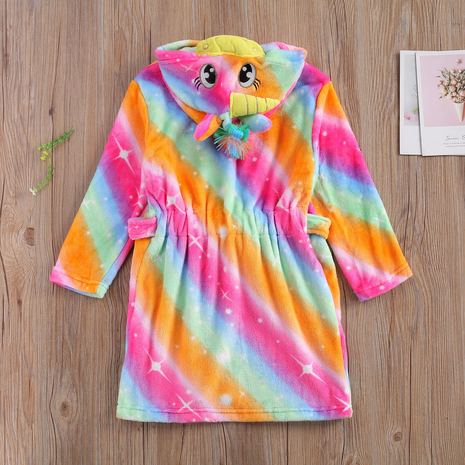 Baby Meisjes Kleurrijke Flanel Warme Badjas Dier Vormige Hooded Badjas Met Steekzakken En Tailleband Voor Herfst En Winter