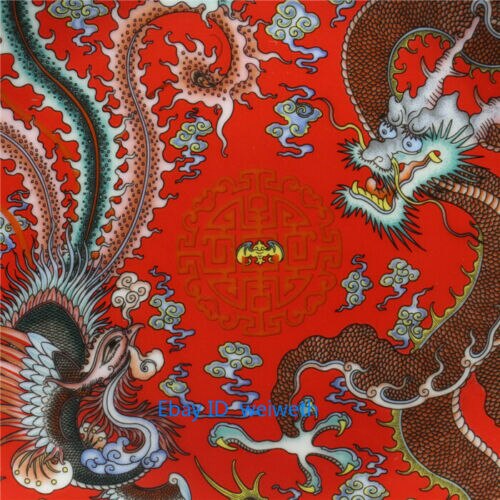 8"Chinese Red Porcelain Painted Dragon and Phoenix Plate Qianlong Mark