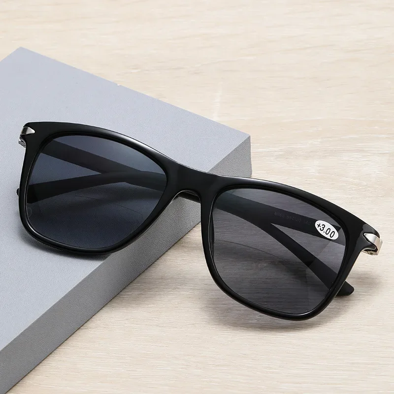 Sunglasses Women&Men Bifocal Sun Reading Glasses UV Shade Sunglasses Presbyopic Eyeglasses Square +1.0+1.5+2.0+2.5+3.0+3.5
