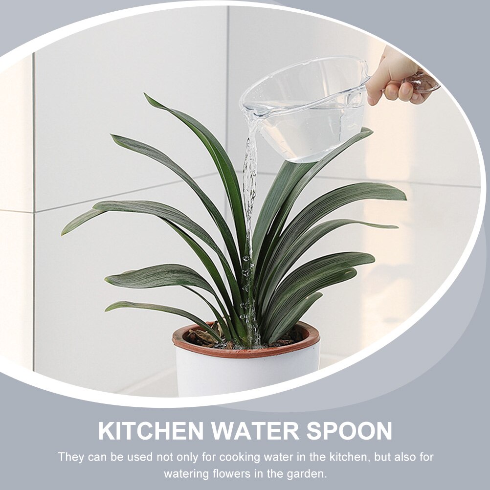 2Pcs Multipurpose Water Scoop Practical Kitchen Plastic Water Scoop for Home